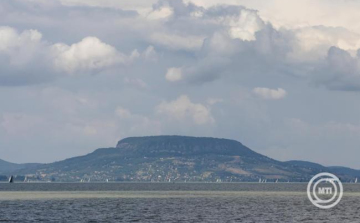 ÉKM: új időszámítás a Balatonnál, első a természeti értékek és a közhasználatú területek védelme